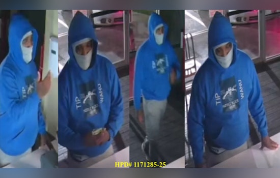 Houston Police Seek Public's Help to Identify Suspect in Aggravated Robbery at Local Restaurant