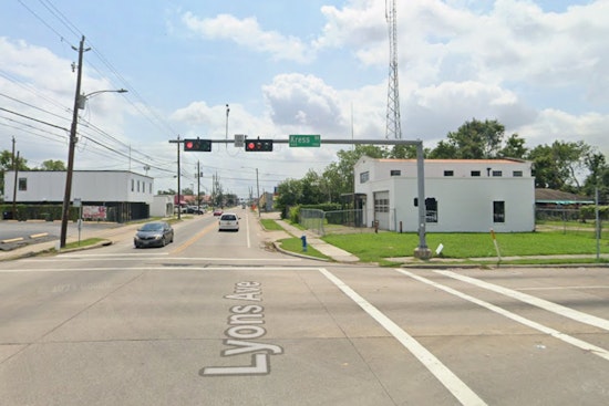 Houston Woman Found Fatally Stabbed Near Lyons Avenue