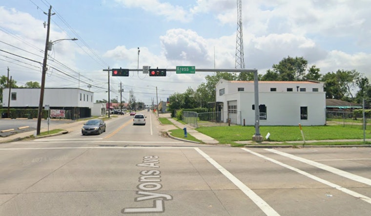 Houston Woman Found Fatally Stabbed Near Lyons Avenue