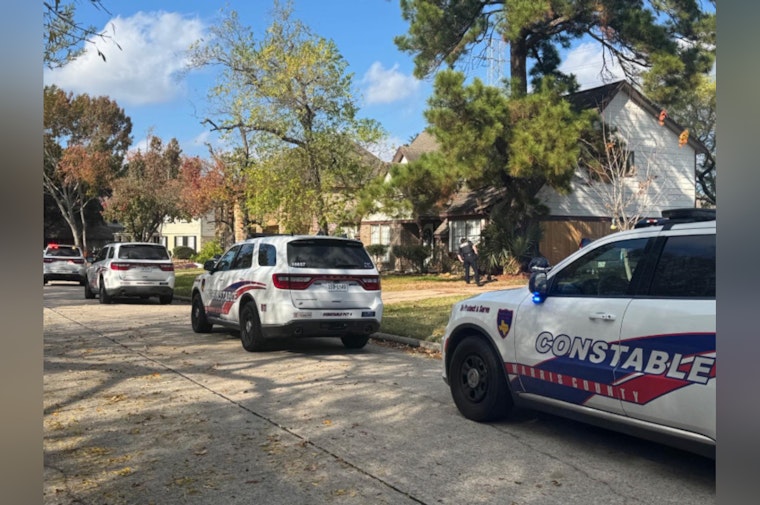 Humble Block Locked Down as Precinct 4 Corners Wanted Suspect