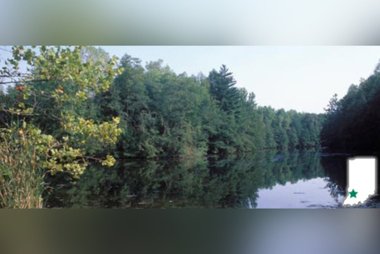 Hunters Rescued After Boat Capsizes in Freezing Indiana Reservoir as Officer Is Hailed a Hero