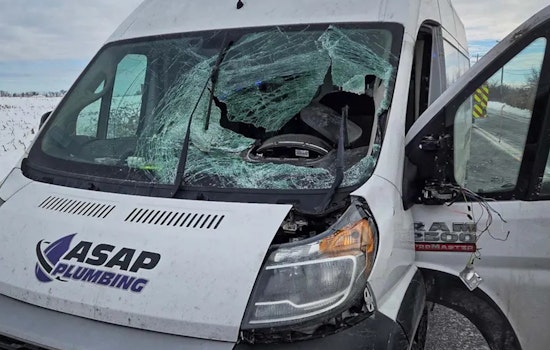 Illinois Driver Injured by Falling Ice From Semi-Truck in McHenry County