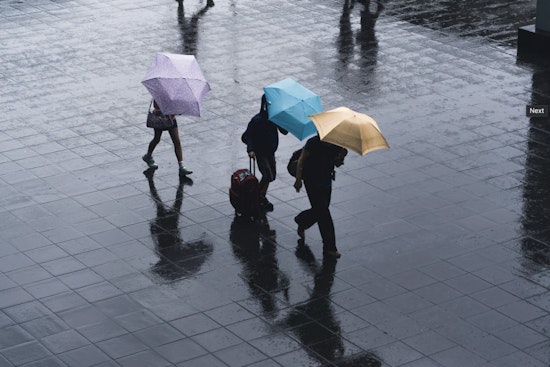 Indianapolis Braces for Unseasonably Warm Christmas with Rain on the Horizon