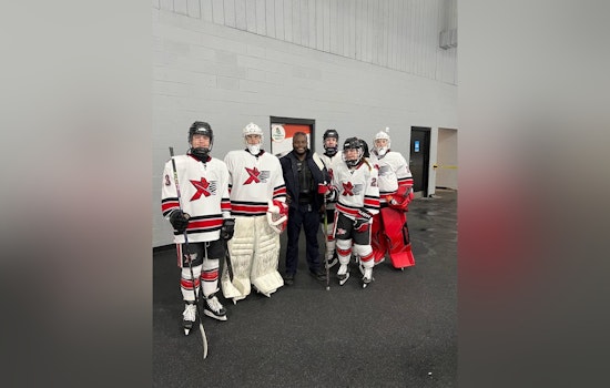Jacksonville Beach Officer Lauded for Supporting Youth Hockey Team Post-Shift