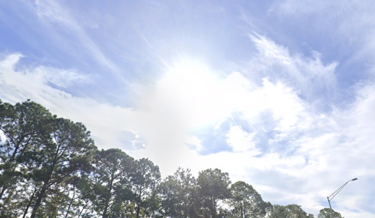 Jacksonville Faces Mixed Weather with Sunny Days, Frosty Nights, and Weekend Showers
