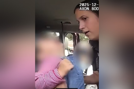 Jacksonville Officers Rescue Toddler from Hot Car at St. Johns Town Center