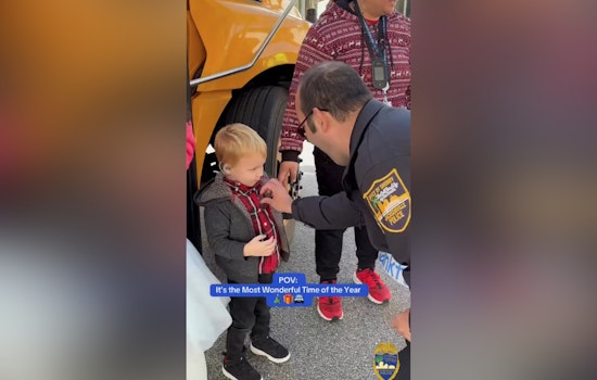 Jacksonville Sheriff's Office Spreads Holiday Cheer at Special Children’s Christmas Party