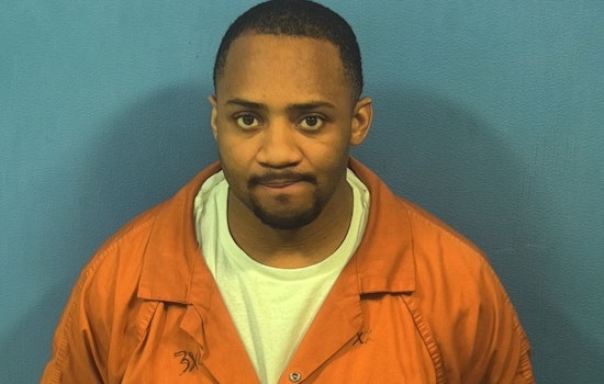 Judge Orders Pre-Trial Detention for Convicted Felon Accused of Gun Possession at Bowling Alley