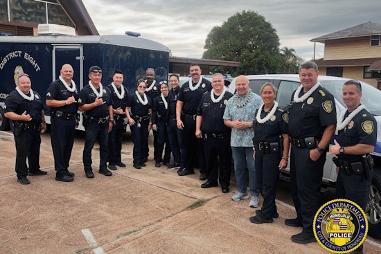 Keiki Christmas Blitz As Honolulu Cops And Mayor Flood Nānākuli Church With 2,027 Gifts