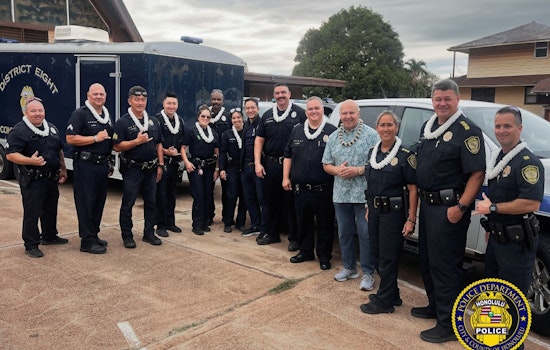 Keiki Christmas Blitz As Honolulu Cops And Mayor Flood Nānākuli Church With 2,027 Gifts