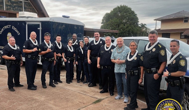 Keiki Christmas Blitz As Honolulu Cops And Mayor Flood Nānākuli Church With 2,027 Gifts