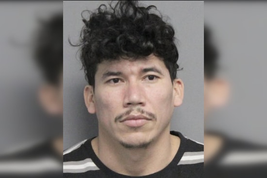 Kenner Police and I.C.E. Agents Arrest Fugitive Melkin Alvarado on Multiple Charges, Including Robbery and Domestic Abuse