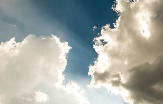 Knoxville Braces for Dynamic Weather: Sunny Days, Arctic Snap, and Snow Showers Ahead
