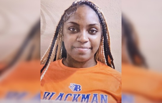 Knoxville Police Seek Public's Help to Locate Missing 17-Year-Old Geniah Mooring