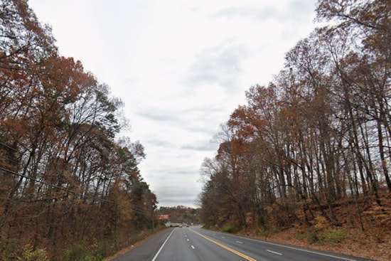 Knoxville Seasonal Forecast as Mild Temperatures and Possible Showers Mark Holiday Weather