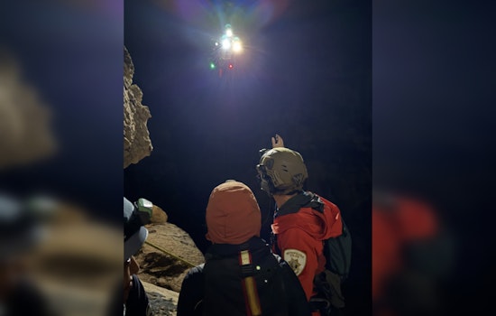 Las Vegas Police Search and Rescue Team Heroically Saves Stranded Climbers at Pine Creek