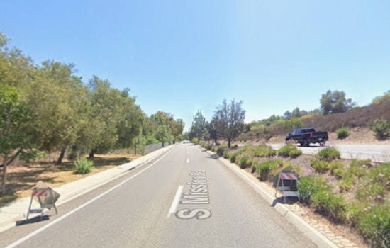 Late-Night Fallbrook Tree Smashup Leaves Driver Trapped in Sedan