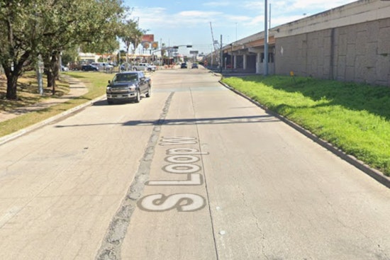 Late-Night South Loop Spinout Kills Lone Driver