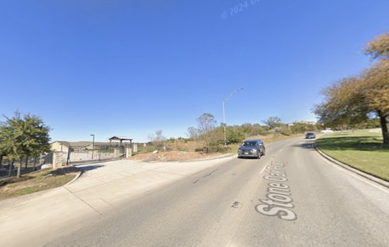 Late night Stone Oak shooting leaves two dead inside apartment