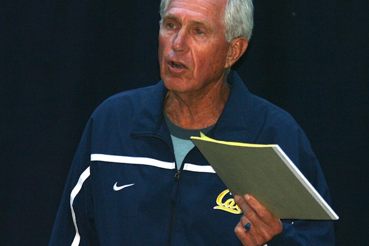 Legendary Football Coach Mike White, Formerly of Cal, Illinois and Oakland Raiders, Dies at 89 in Newport Beach