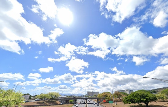 Light Southeast Winds and Stable Weather Prevail in Honolulu, Surf and Trade Winds Expected to Pick Up