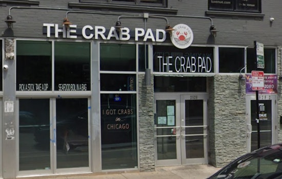 Logan Square Crab Spot Scrambles To Help After ICE Detains Worker's Family