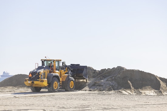Long Beach Ramps Up Preparations for Approaching Storm; Urges Caution Among Residents