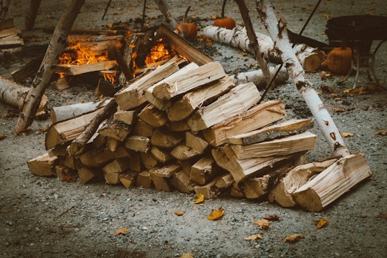 Los Angeles Issues Wood-Burning Ban to Combat Poor Air Quality Amid Sunny Weather