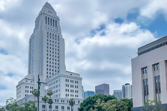 Los Angeles Weather Rollercoaster, Sunny Skies to Possible Showers as New Year Approaches