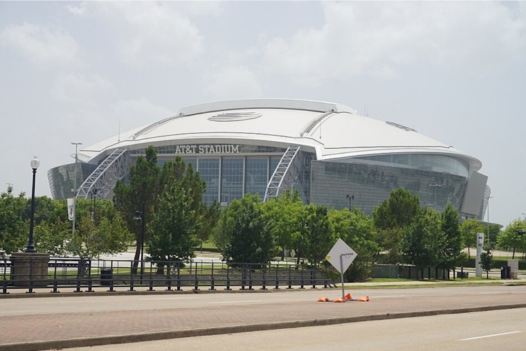 Lot B Chaos Outside AT&T Stadium Leaves Visiting Vikings Fan With Broken Spine