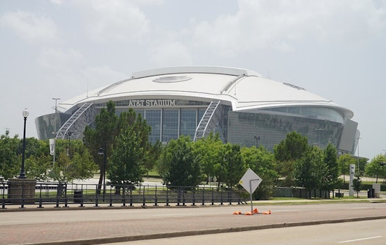 Lot B Chaos Outside AT&T Stadium Leaves Visiting Vikings Fan With Broken Spine