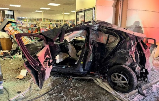 Man Injured as Car Crashes into Twinsburg 7-Eleven, Prompting Emergency Response