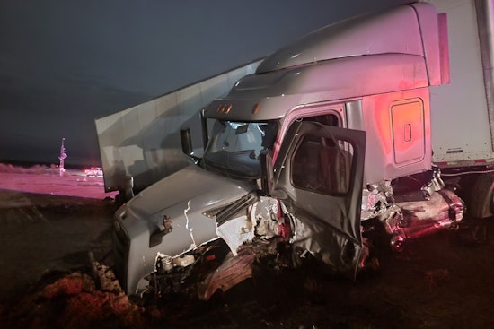 Man Killed in Tragic Head-On Collision on US-6 Near Green River