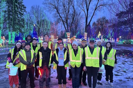 Mankato Police Explorers Shine at Kiwanis Holiday Lights Event Amidst Seasonal Blizzard