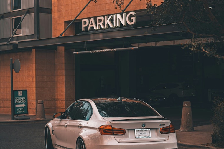 Mankato Embraces Future with Gateless, Pay-by-Plate Parking Starting 2026