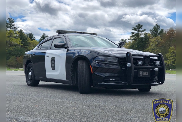 Mansfield Officer Hailed as Hero for Life-Saving Response to Stabbing Incident