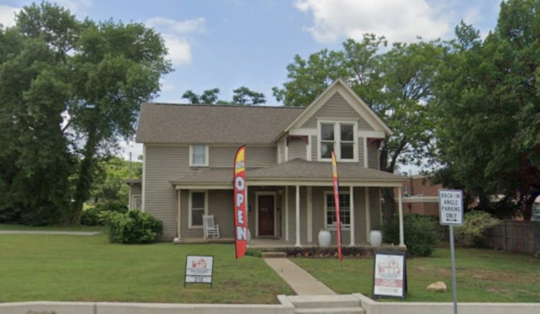 Mansfield's Wallace-Hall Art House Hosts Last Minute Market Blitz for Holiday Shopping Savers