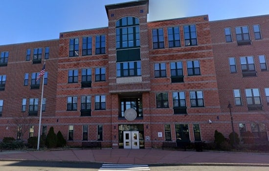 Medford Elementary Shuts Down Over Suspected Norovirus Outbreak After 130+ Student Absences