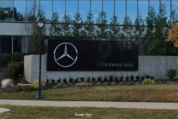 Mercedes-Benz Settles for $149.7 Million with 50 States Over Emissions Cheating Allegations