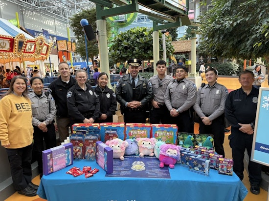 Minneapolis Police Officers Join in Winter Wonderland Festivities at Mall of America
