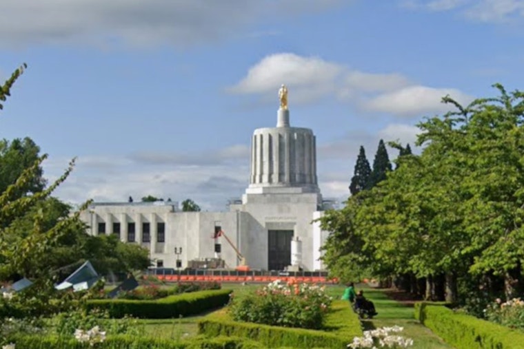Multnomah County Chair Declares State of Emergency Over ICE Activities, Calls for Oregon State Support