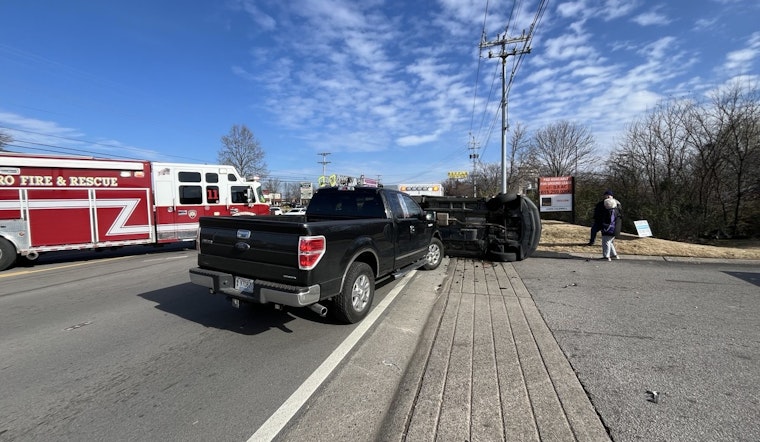Murfreesboro Commuters Face Delays as Overturned Vehicle Disrupts Old Fort Parkway Traffic