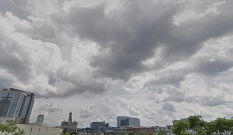 Nashville Braces for Rainy Day and Thunderstorms, Sunny Weekend in Forecast