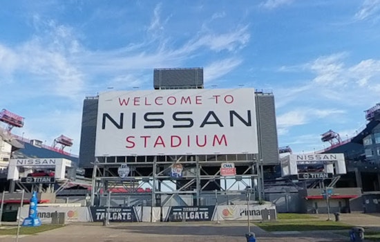 Nashville's Nissan Stadium Hosts Historic Matchup, Tennessee Vols and Illinois Fighting Illini Vie for Music City Bowl Glory