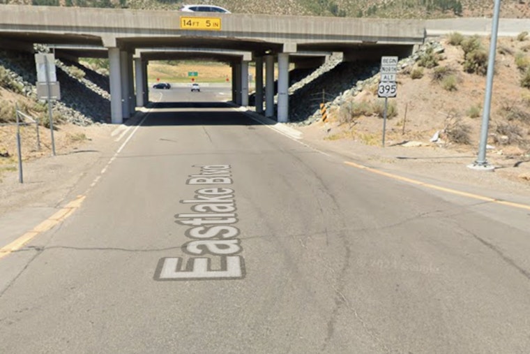 Nevada Commuters Face Delays as Police Activity Closes US395 Alternate Near Eastlake Blvd