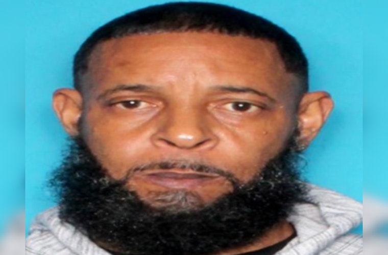 New Orleans Police Seek Assistance in Locating Suspect Michael White for Hayne Boulevard Battery Incident