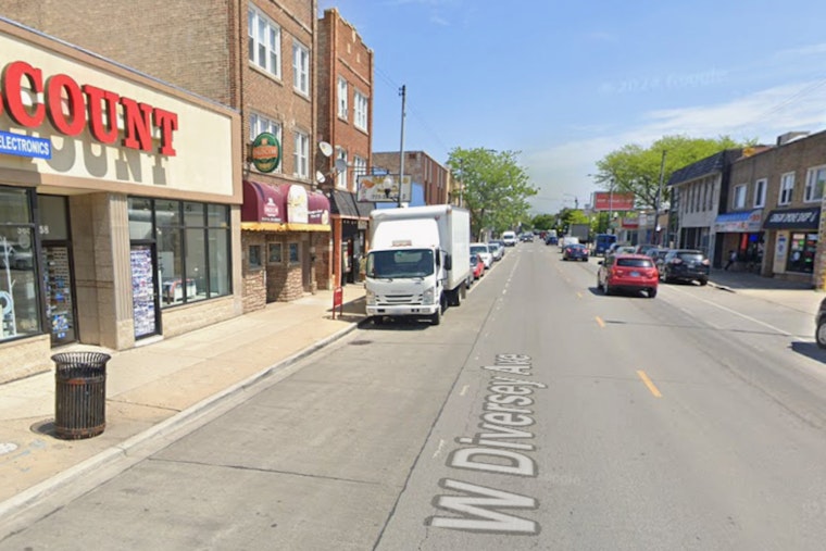 New Sports Bar Aims To Turn Belmont Central Into Late-Night Game Hub