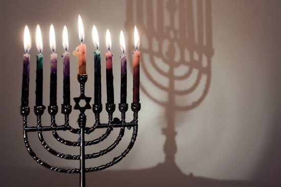 New York's Fifth Avenue Gears Up for Hanukkah with Return of World's Largest Menorah Near Central Park