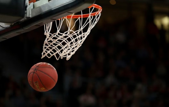 No. 2 Texas Women's Basketball Overwhelms No. 13 Baylor with a Formidable 30 Turnovers in Fort Worth Showdown