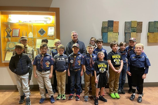 Oak Creek Officials Educate Scouts on Civic Engagement During Council Meeting